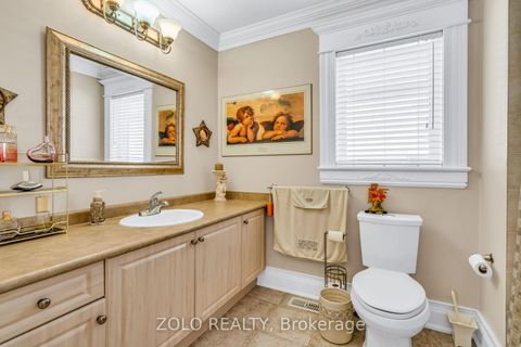 Photo 21 at 15 Ozner Crescent, Vellore Village, Vaughan