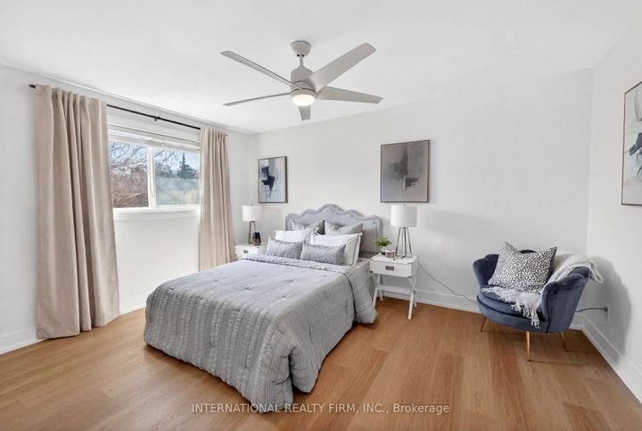 Photo 6 at 26 Dellbrook Crescent, Humber Summit, Toronto