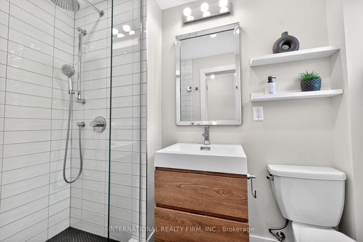 Photo 10 at 26 Dellbrook Crescent, Humber Summit, Toronto