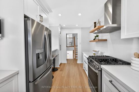 Photo 3 at 26 Dellbrook Crescent, Humber Summit, Toronto