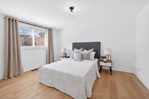 Photo 11 at 26 Dellbrook Crescent, Humber Summit, Toronto