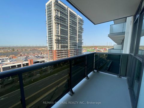 Photo 12 at 808 - 2545 Simcoe Street N, Windfields, Oshawa