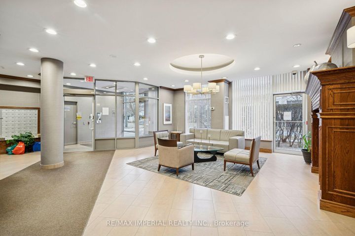 Photo 3 at 307 - 19 Barberry Place, Bayview Village, Toronto