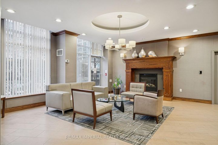 Photo 4 at 307 - 19 Barberry Place, Bayview Village, Toronto