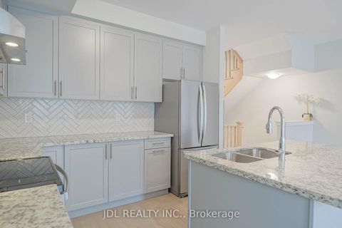 Photo 7 at 32 Guardhouse Crescent, Angus Glen, Markham