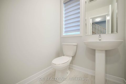 Photo 16 at 32 Guardhouse Crescent, Angus Glen, Markham