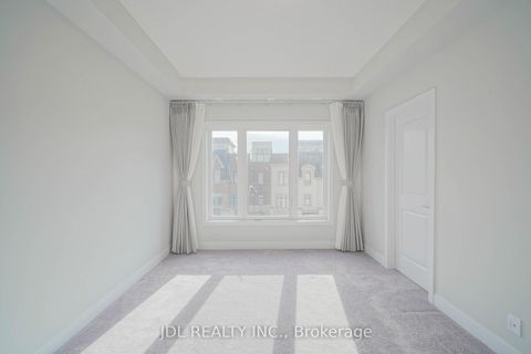 Photo 19 at 32 Guardhouse Crescent, Angus Glen, Markham