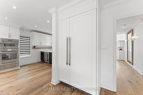 Photo 11 at 42 St Michele Place, Islington Woods, Vaughan