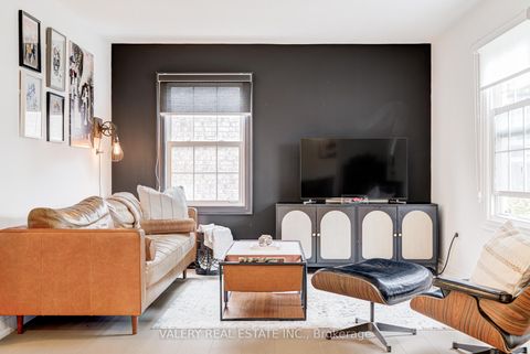 Photo 5 at 21 Avon Park Drive, Queensway, Toronto