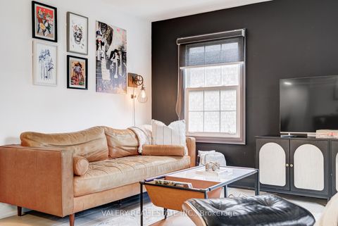 Photo 7 at 21 Avon Park Drive, Queensway, Toronto