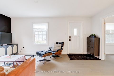 Photo 8 at 21 Avon Park Drive, Queensway, Toronto