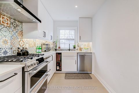 Photo 16 at 21 Avon Park Drive, Queensway, Toronto