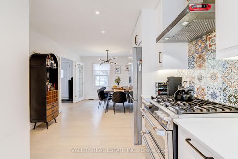 Photo 19 at 21 Avon Park Drive, Queensway, Toronto