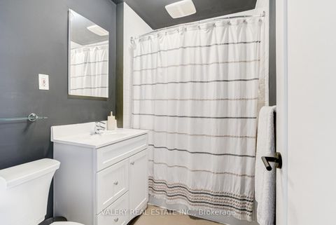 Photo 23 at 21 Avon Park Drive, Queensway, Toronto