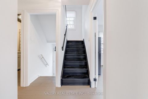 Photo 24 at 21 Avon Park Drive, Queensway, Toronto