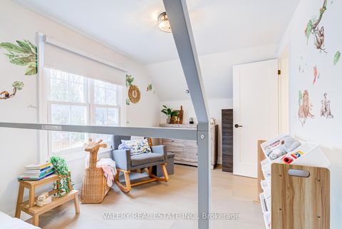 Photo 30 at 21 Avon Park Drive, Queensway, Toronto