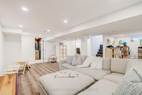 Photo 37 at 21 Avon Park Drive, Queensway, Toronto