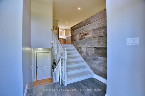 Photo 12 at 44 DONALD Avenue, Nottawa, Clearview