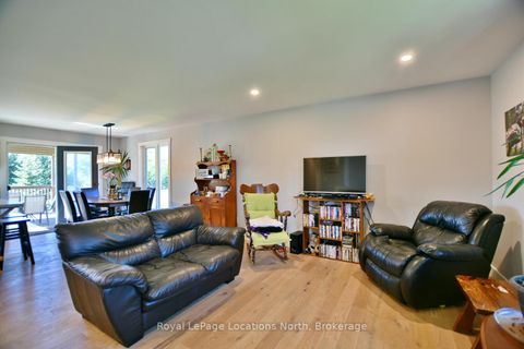 Photo 15 at 44 DONALD Avenue, Nottawa, Clearview