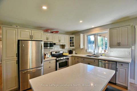 Photo 19 at 44 DONALD Avenue, Nottawa, Clearview