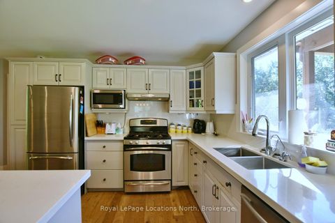 Photo 20 at 44 DONALD Avenue, Nottawa, Clearview