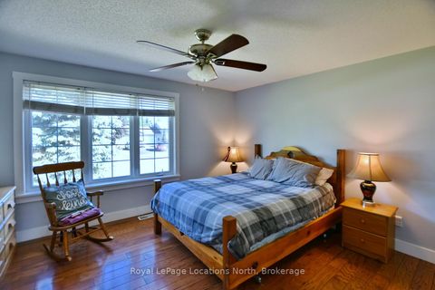 Photo 25 at 44 DONALD Avenue, Nottawa, Clearview