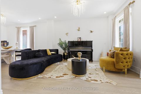 Photo 1 at 47 O'hara Crescent, Jefferson, Richmond Hill