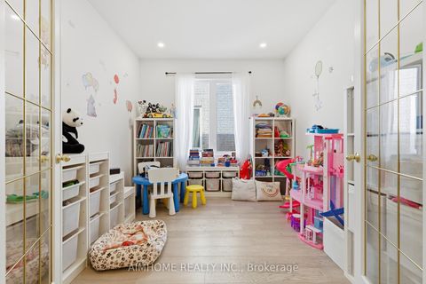 Photo 9 at 47 O'hara Crescent, Jefferson, Richmond Hill