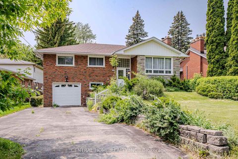 Photo 1 at 102 Meadowvale Road, Centennial Scarborough, Toronto
