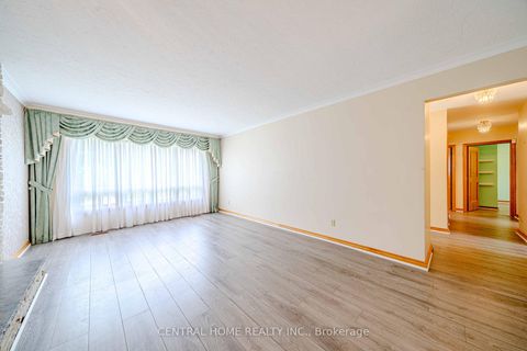Photo 5 at 102 Meadowvale Road, Centennial Scarborough, Toronto