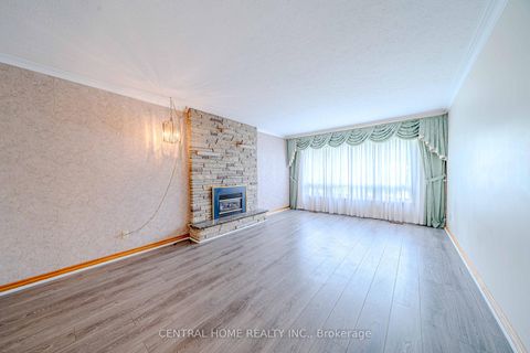 Photo 6 at 102 Meadowvale Road, Centennial Scarborough, Toronto