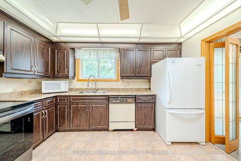 Photo 12 at 102 Meadowvale Road, Centennial Scarborough, Toronto