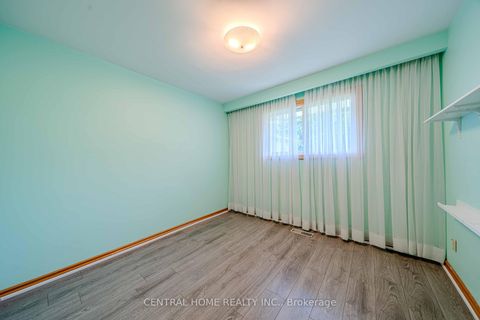 Photo 15 at 102 Meadowvale Road, Centennial Scarborough, Toronto