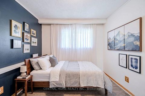 Photo 23 at 102 Meadowvale Road, Centennial Scarborough, Toronto