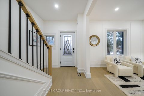 Photo 2 at 177 Glendale Avenue, Swansea, Toronto