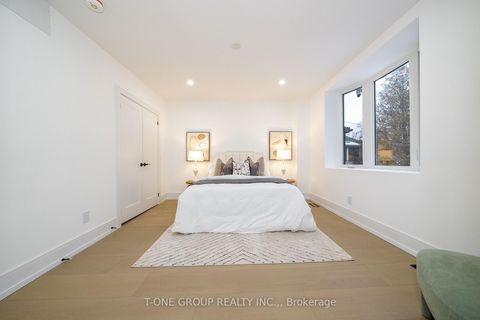 Photo 18 at 177 Glendale Avenue, Swansea, Toronto