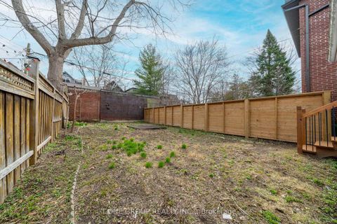 Photo 37 at 177 Glendale Avenue, Swansea, Toronto