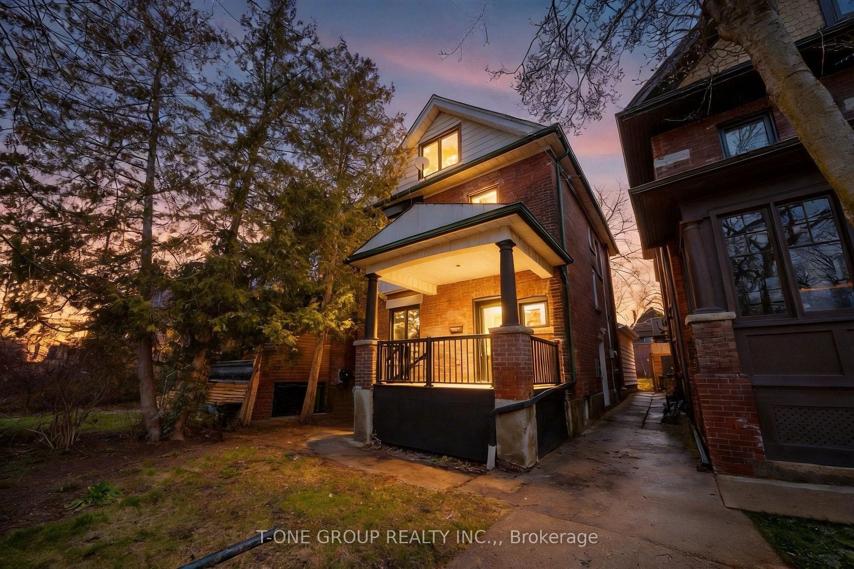 177 Glendale Avenue, Swansea, Toronto photo 1