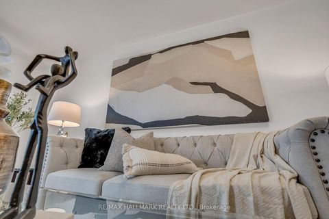 Photo 17 at 8 Tollgate Mews, Scarborough Village, Toronto