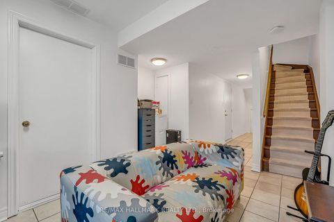 Photo 41 at 8 Tollgate Mews, Scarborough Village, Toronto