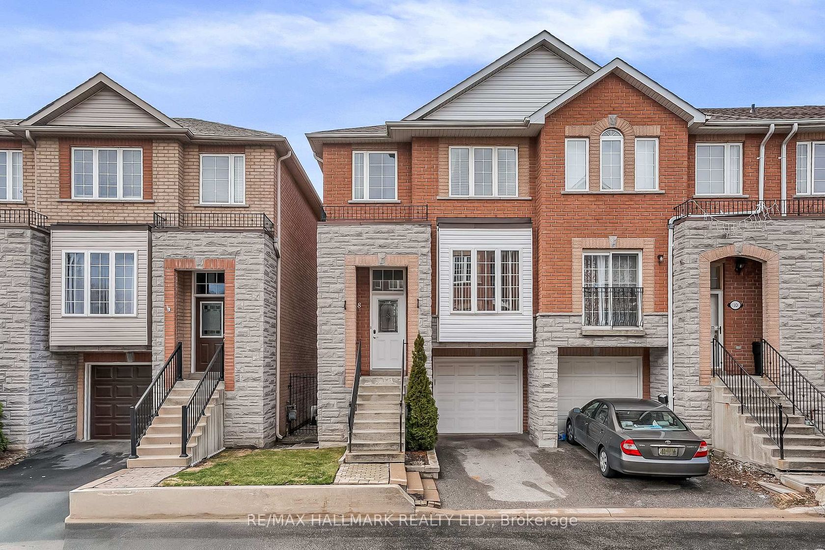 8 Tollgate Mews, Scarborough Village, Toronto photo 4