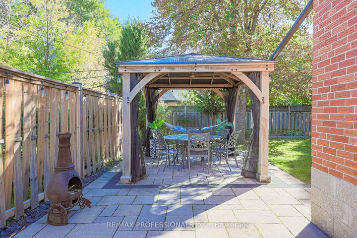 Photo 42 at 19 Sealcove Drive, Etobicoke West Mall, Toronto