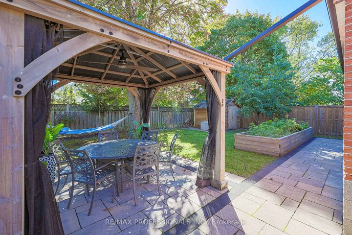 Photo 43 at 19 Sealcove Drive, Etobicoke West Mall, Toronto