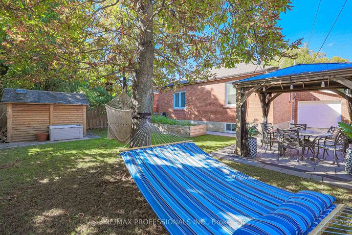 Photo 45 at 19 Sealcove Drive, Etobicoke West Mall, Toronto