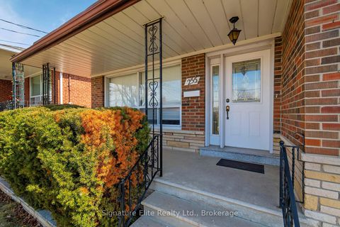 Photo 1 at 255 Culford Road, Maple Leaf, Toronto
