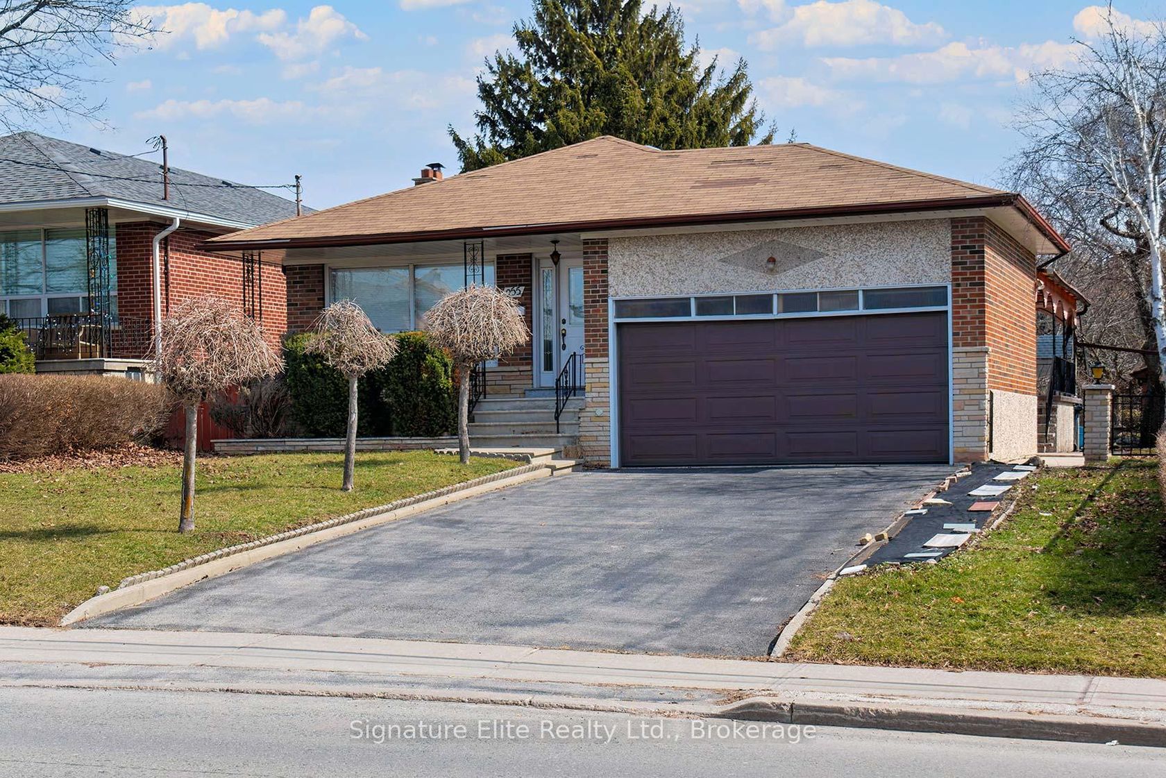 255 Culford Road, Maple Leaf, Toronto photo number 2