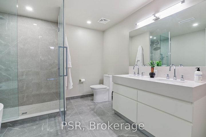 Photo 15 at 304 - 200 Keewatin Avenue, Eglinton, Toronto