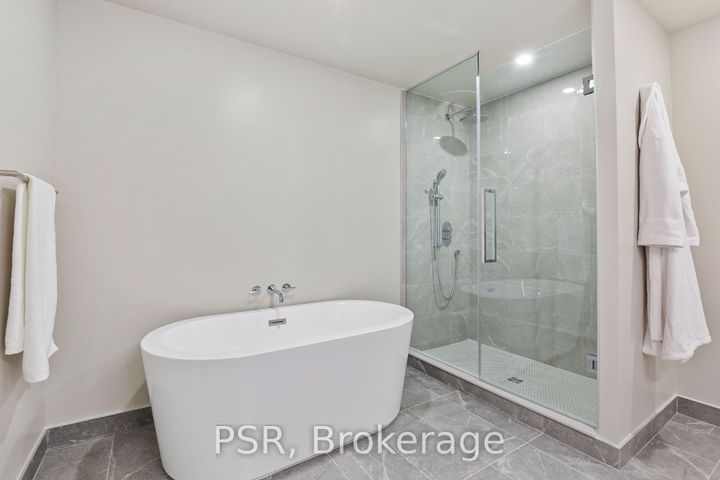 Photo 16 at 304 - 200 Keewatin Avenue, Eglinton, Toronto