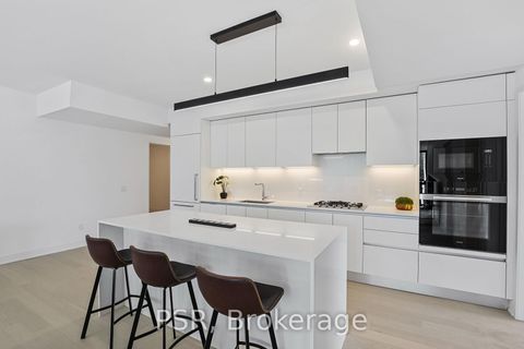 Photo 4 at 304 - 200 Keewatin Avenue, Eglinton, Toronto