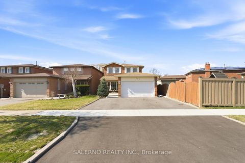 Photo 2 at 125 Kaiser Drive, West Woodbridge, Vaughan